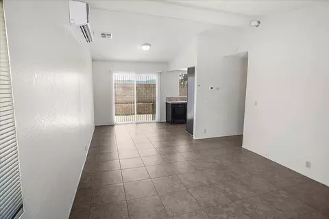 2346 Pecos Ct, Lancaster, CA 93535 photo 3