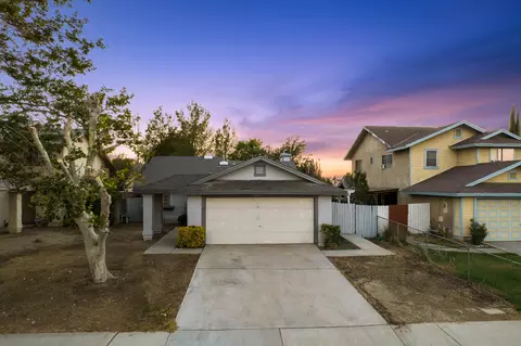 44947 16th St E, Lancaster, CA 93535 photo 2