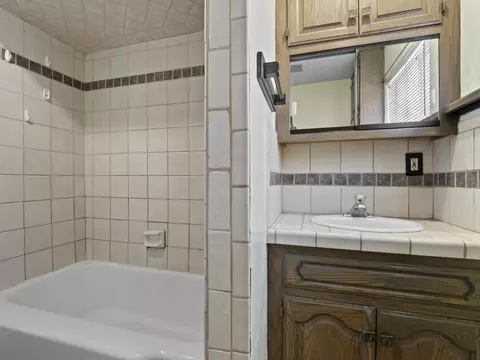 38231 15th St E, Palmdale, CA 93550 photo 13