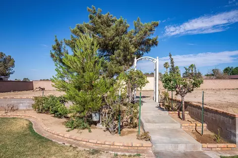 42422 20th St W, Lancaster, CA 93534 photo 33