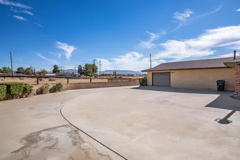 42422 20th St W, Lancaster, CA 93534 photo 35