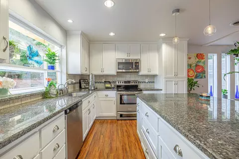 43741 Fenner Ave, Lancaster, CA 93536 photo 11