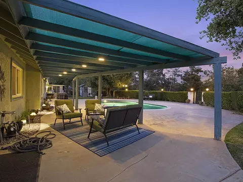 34312 Martingale Ln, Acton, CA 93510 photo 14