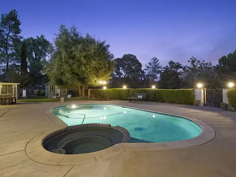 34312 Martingale Ln, Acton, CA 93510 photo 25