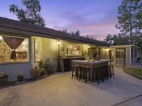 34312 Martingale Ln, Acton, CA 93510 photo 16