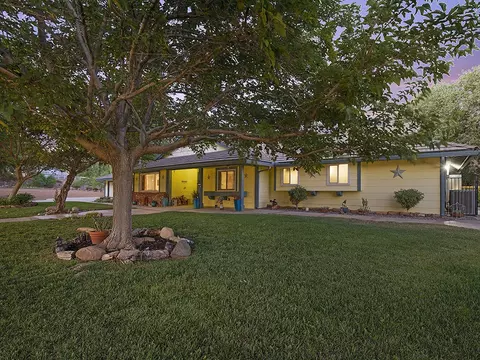 34312 Martingale Ln, Acton, CA 93510 photo 9
