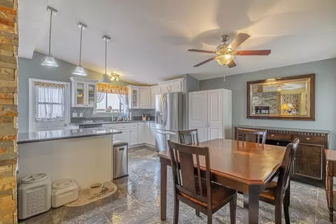 45911 Kingtree Ave, Lancaster, CA 93534 photo 9