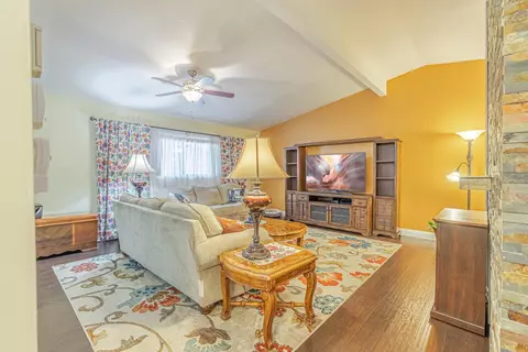 45911 Kingtree Ave, Lancaster, CA 93534 photo 5
