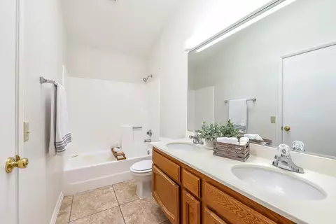 2627 Avoca St, Lancaster, CA 93535 photo 15
