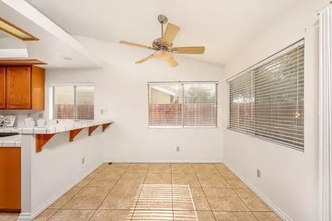 2627 Avoca St, Lancaster, CA 93535 photo 13