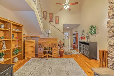216 Eagle Ln, Palmdale, CA 93551 photo 7