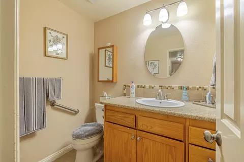 216 Eagle Ln, Palmdale, CA 93551 photo 16