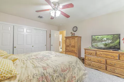 216 Eagle Ln, Palmdale, CA 93551 photo 26