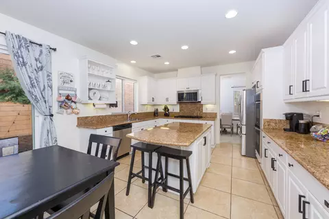 44221 Raven Ln, Lancaster, CA 93536 photo 11