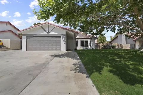 43833 20th St E, Lancaster, CA 93535 photo 1