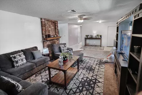 43745 Elm Ave, Lancaster, CA 93534 photo 5