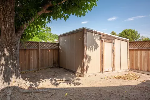 2562 Marcella St, Lancaster, CA 93536 photo 23