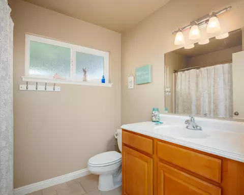 2562 Marcella St, Lancaster, CA 93536 photo 14