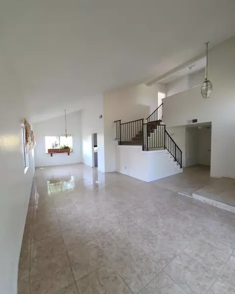 43944 Fallon Dr, Lancaster, CA 93535 photo 3