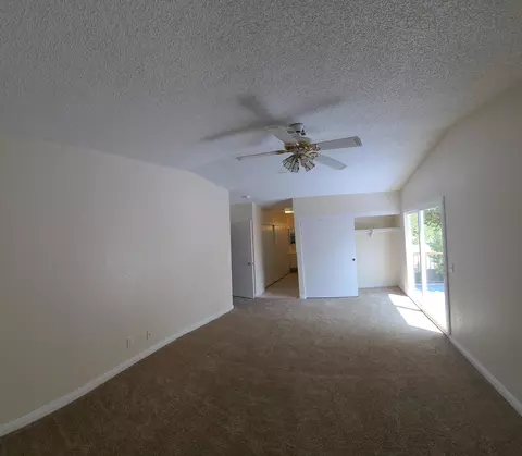 43944 Fallon Dr, Lancaster, CA 93535 photo 14