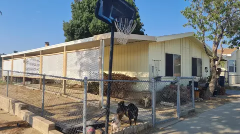 45465 25th St E #SPC 19, Lancaster, CA 93535 photo 2