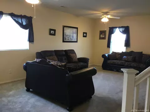 1453 Ponderosa Dr, Tehachapi, CA 93561 photo 3