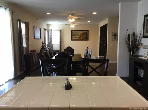 1453 Ponderosa Dr, Tehachapi, CA 93561 photo 7