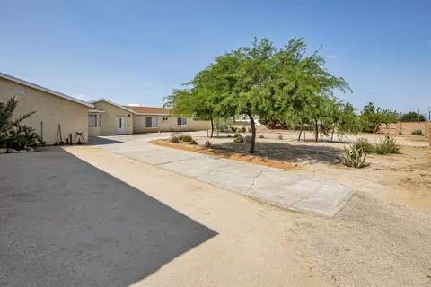 3124 Avenue H E, Lancaster, CA 93535 photo 5