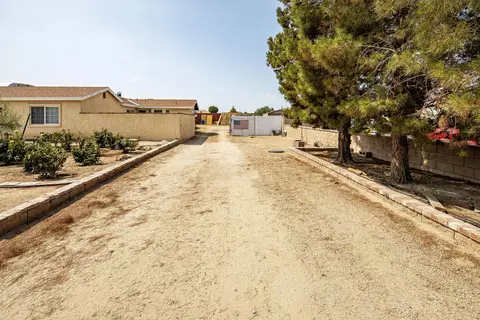 3124 Avenue H E, Lancaster, CA 93535 photo 11