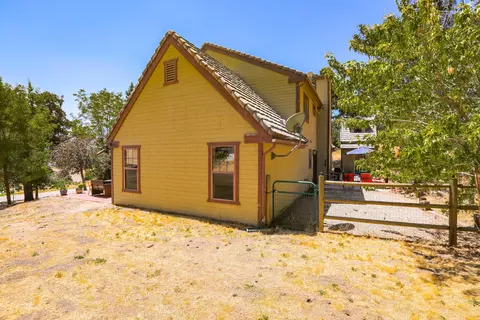 30151 Garces Ct, Tehachapi, CA 93561 photo 20