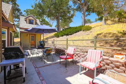 30151 Garces Ct, Tehachapi, CA 93561 photo 9