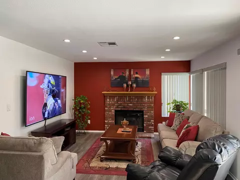 39749 Gorham Ln, Palmdale, CA 93551 photo 9