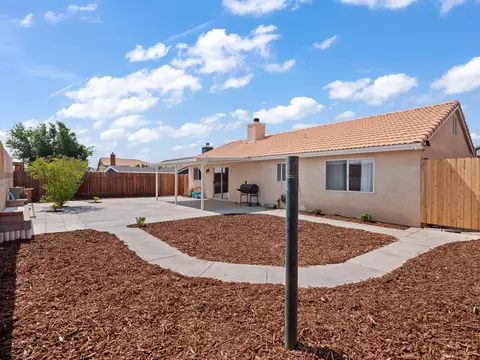 37490 Sheffield Dr, Palmdale, CA 93550 photo 22