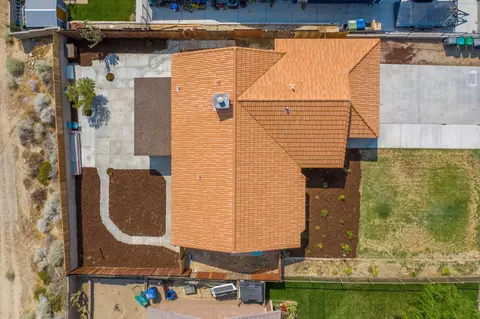 37490 Sheffield Dr, Palmdale, CA 93550 photo 23
