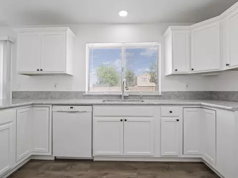 44844 12th St E, Lancaster, CA 93535 photo 11