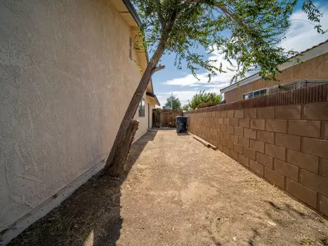 44844 12th St E, Lancaster, CA 93535 photo 23