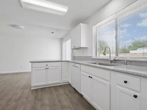 44844 12th St E, Lancaster, CA 93535 photo 9