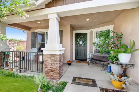6490 Explorer Way, Palmdale, CA 93552 photo 2