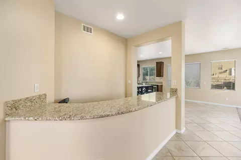 36501 Dewdrop Ct, Palmdale, CA 93552 photo 11