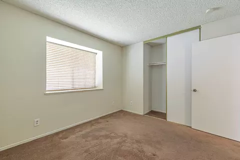 43239 27th St W, Lancaster, CA 93536 photo 9