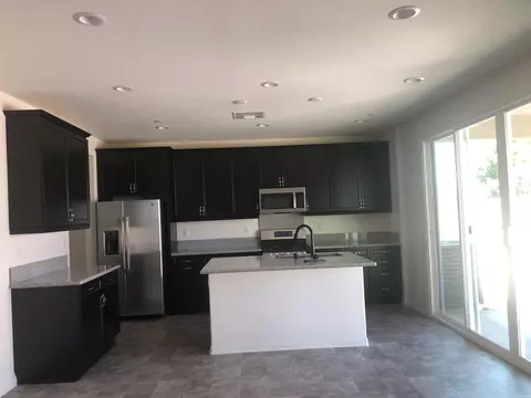 6937 Evans St, Palmdale, CA 93552 photo 2