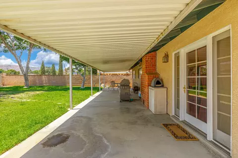 5330 Ave L8 W, Lancaster, CA 93536 photo 5