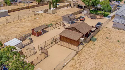 5330 Ave L8 W, Lancaster, CA 93536 photo 12