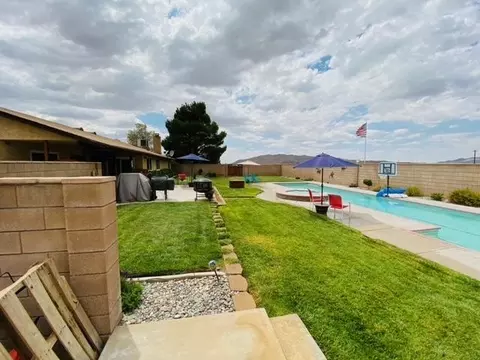 27232 Cahuilla Rd, Apple Valley, CA 92307 photo 38