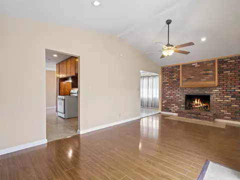 3245 Gregory Dr, Mojave, CA 93501 photo 7