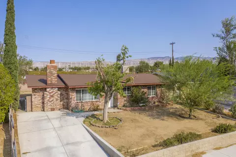 3245 Gregory Dr, Mojave, CA 93501 photo 5