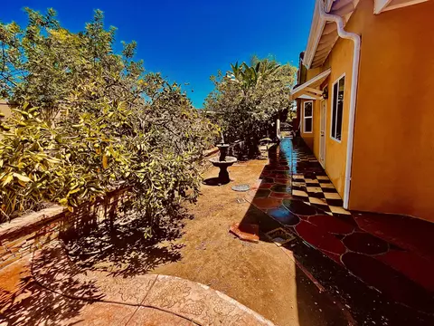 1047 Meda Ave E, Glendora, CA 91741 photo 16