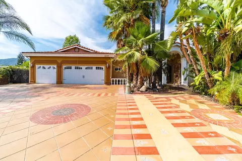 1047 Meda Ave E, Glendora, CA 91741 photo 23