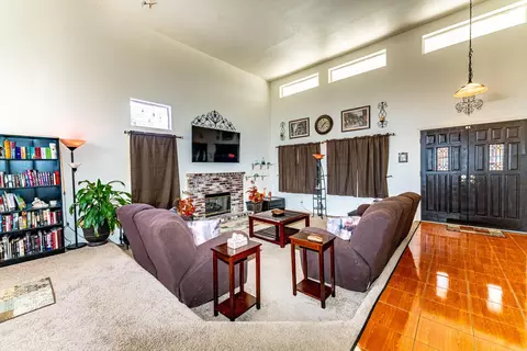 43516 11th St E, Lancaster, CA 93535 photo 5