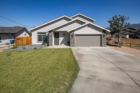 20916 Ridgeway Dr, Tehachapi, CA 93561 photo 1